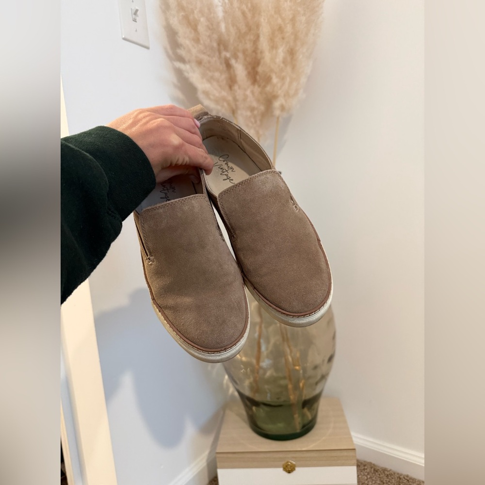Crown Vintage Women Suede Slip-On Shoes - Tan, Size 6